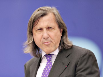 Penibil: Ilie Năstase sau... „râde ciob de oală spartă”